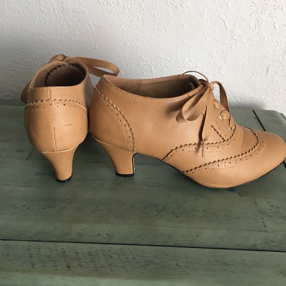 Oxford Pumps